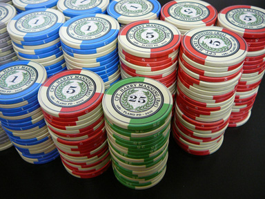 sample custom poker chip set